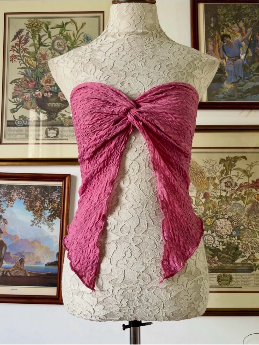 Strapless twist front style tube top in pink